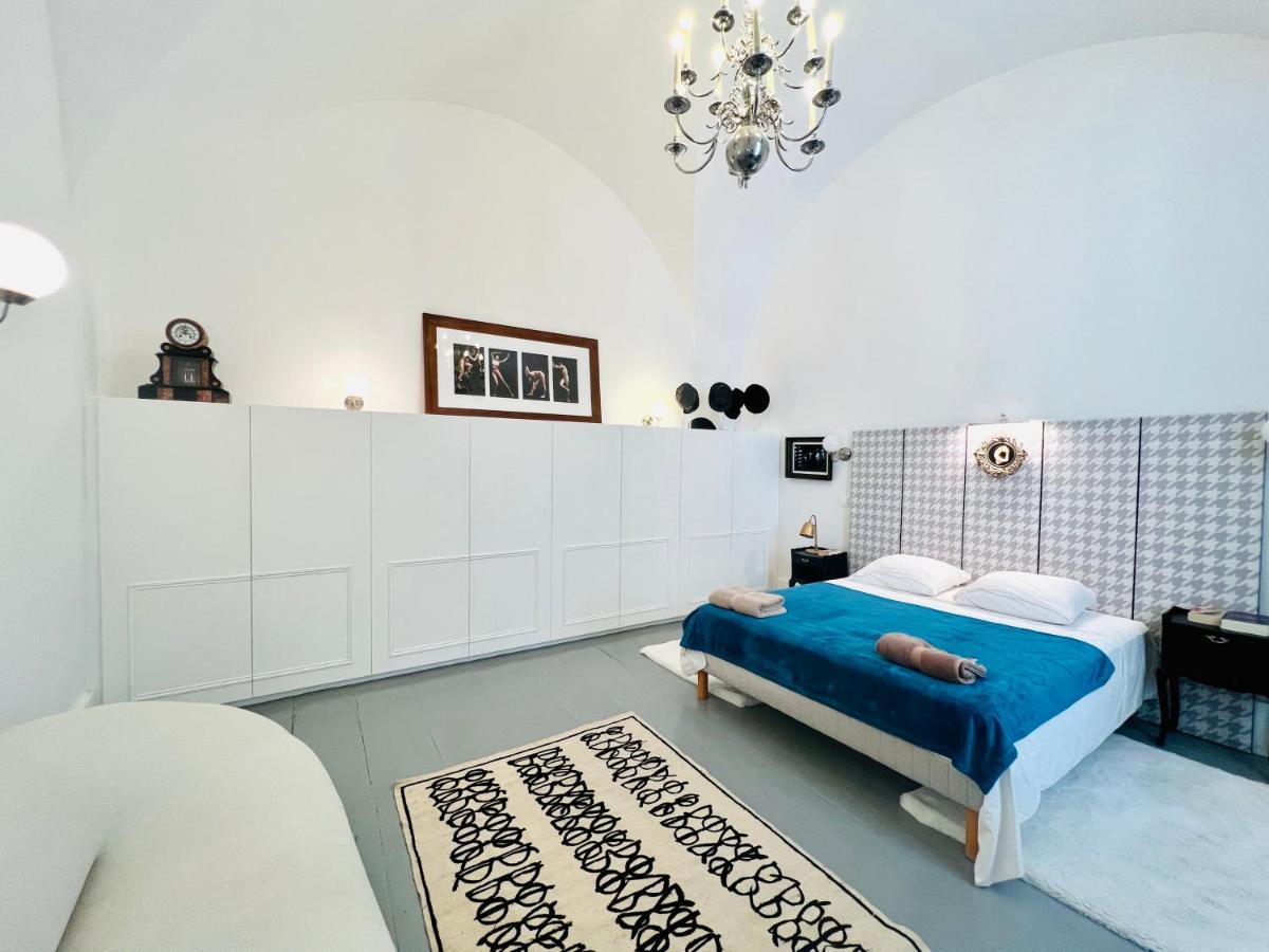 Appartement Courbet's Bachelor Pad *